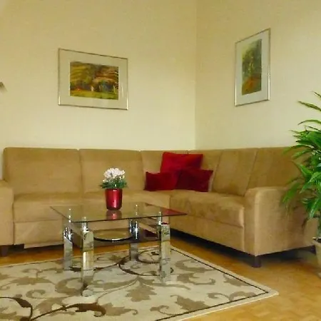 Zentrumsnahe-wohnung-am-elbufer